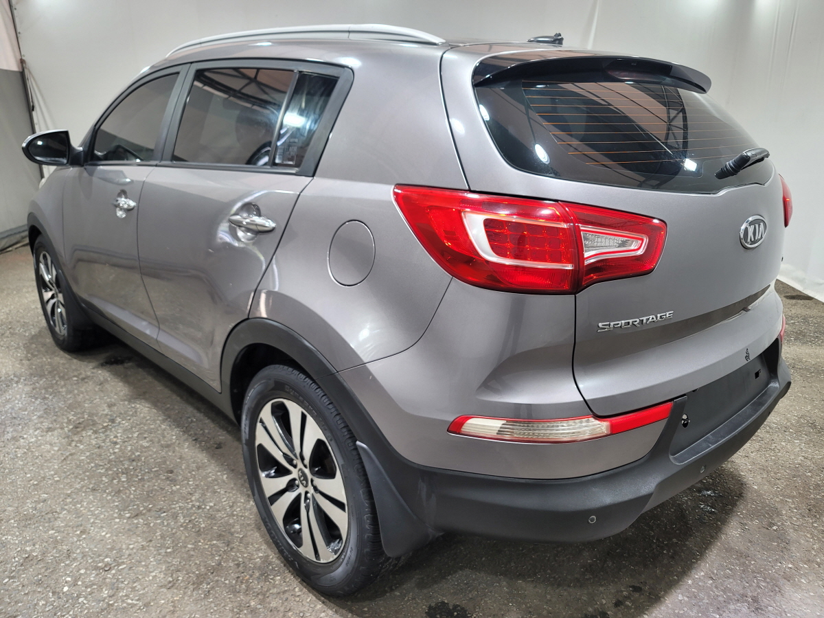 2011 KIA SPORTAGE R 