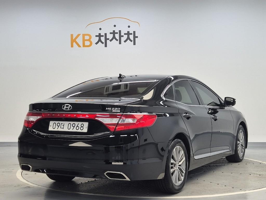 2016 HYUNDAI GRANDEUR HG 
