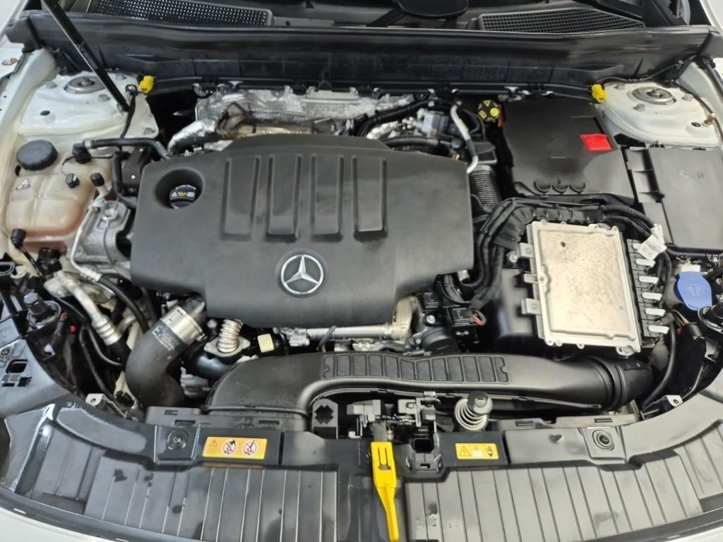 2021 BENZ GLB CLASS 