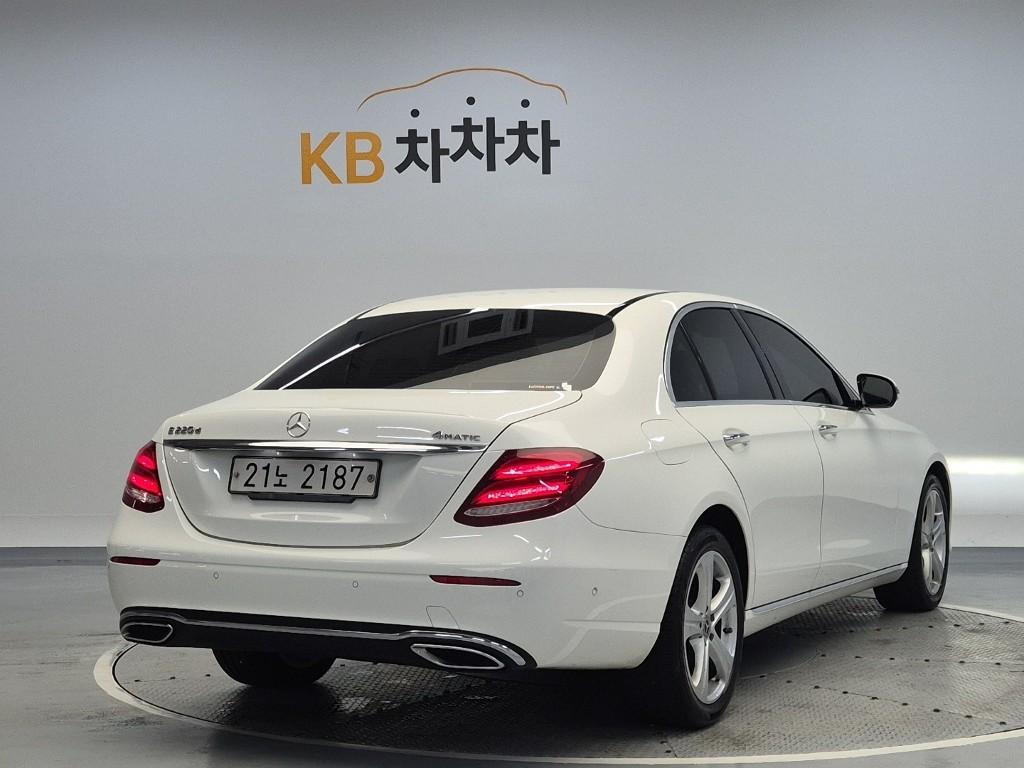 2017 BENZ E CLASS (5Gen) 