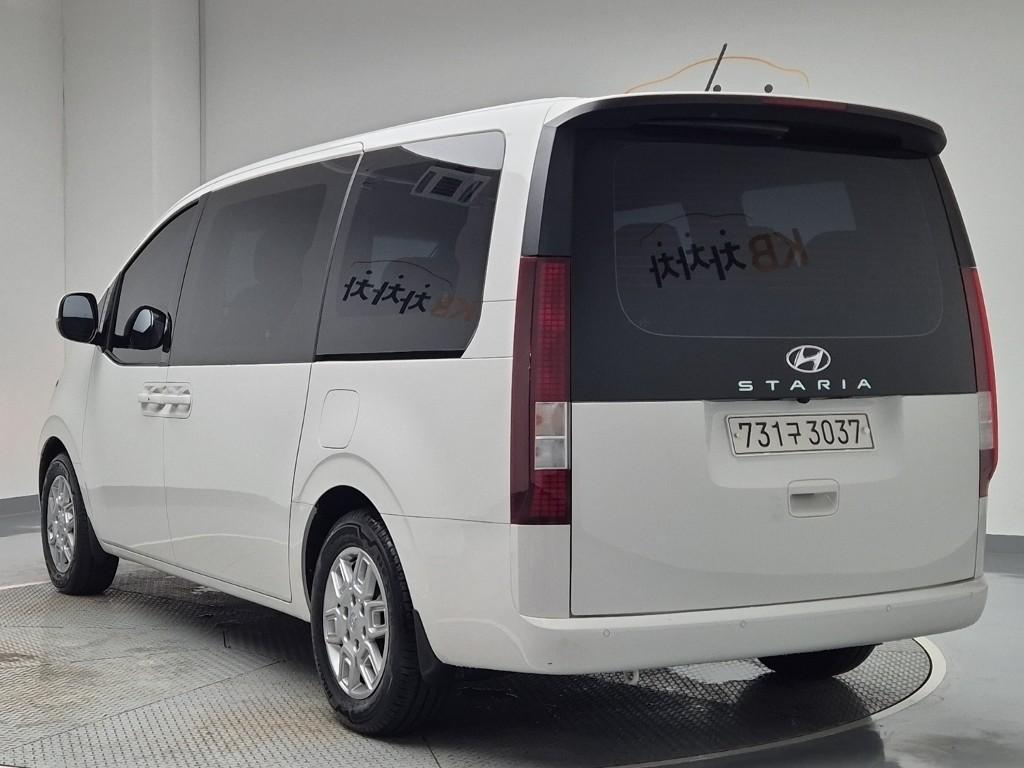 2022 HYUNDAI STARIA 