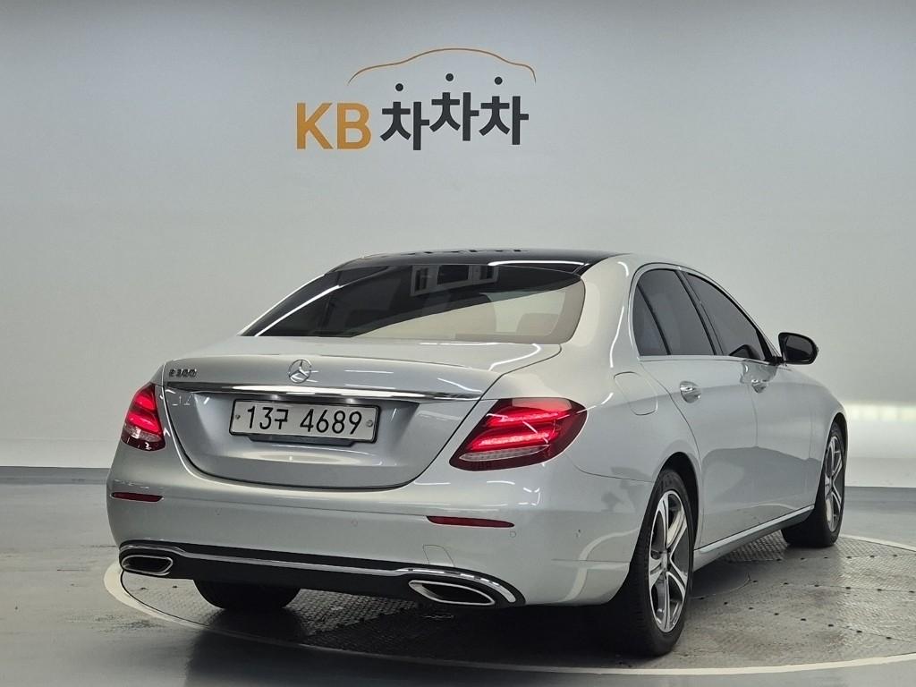 2017 BENZ E CLASS (5Gen) 