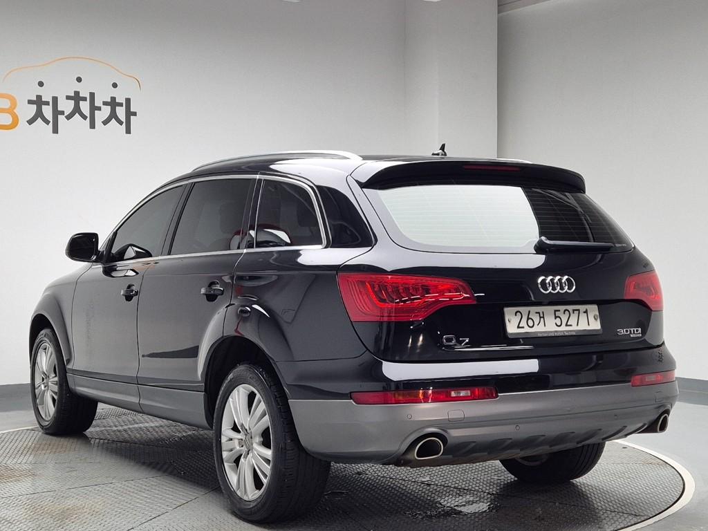 2014 AUDI Q7 (1Gen) 