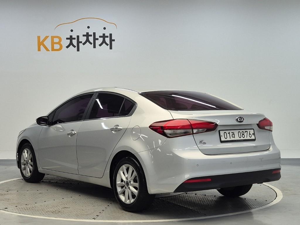 2016 KIA THE NEW K3 
