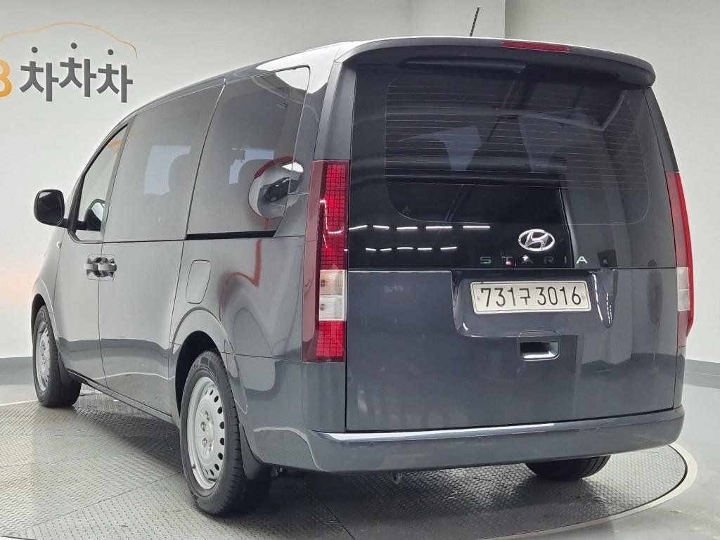 2022 HYUNDAI STARIA 