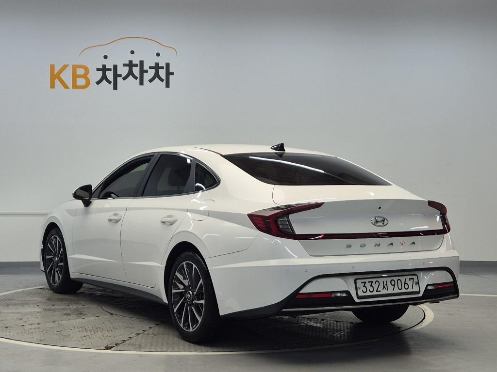2020 HYUNDAI SONATA (DN8) 