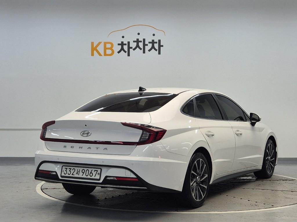 2020 HYUNDAI SONATA (DN8) 