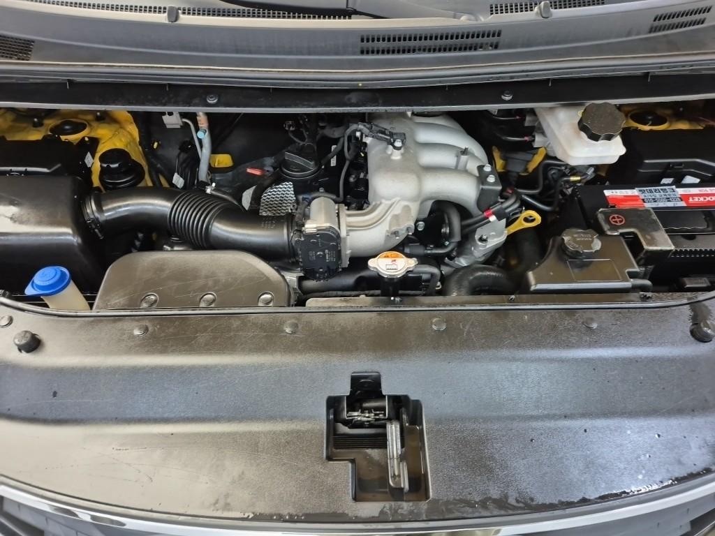 2019 HYUNDAI THE NEW GRAND STAREX 