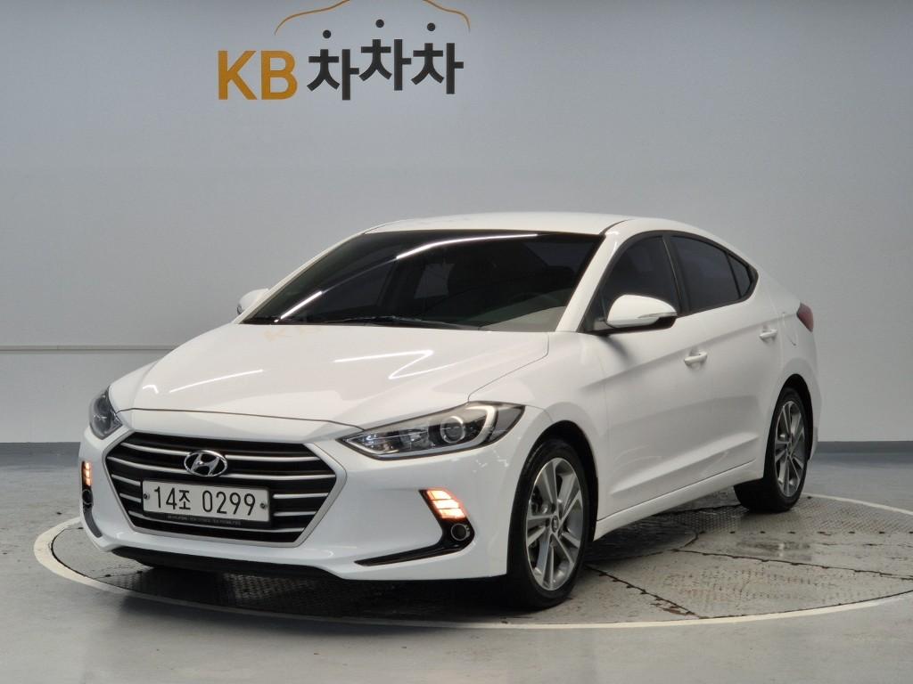 2017 HYUNDAI AVANTE AD 