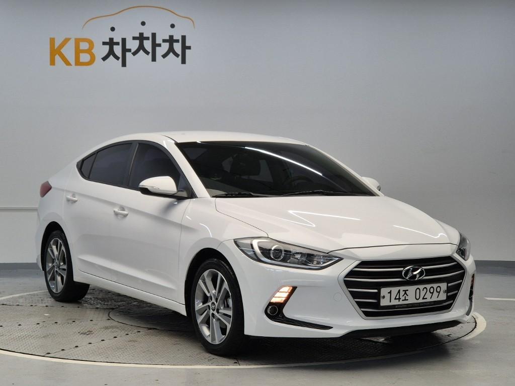 2017 HYUNDAI AVANTE AD 