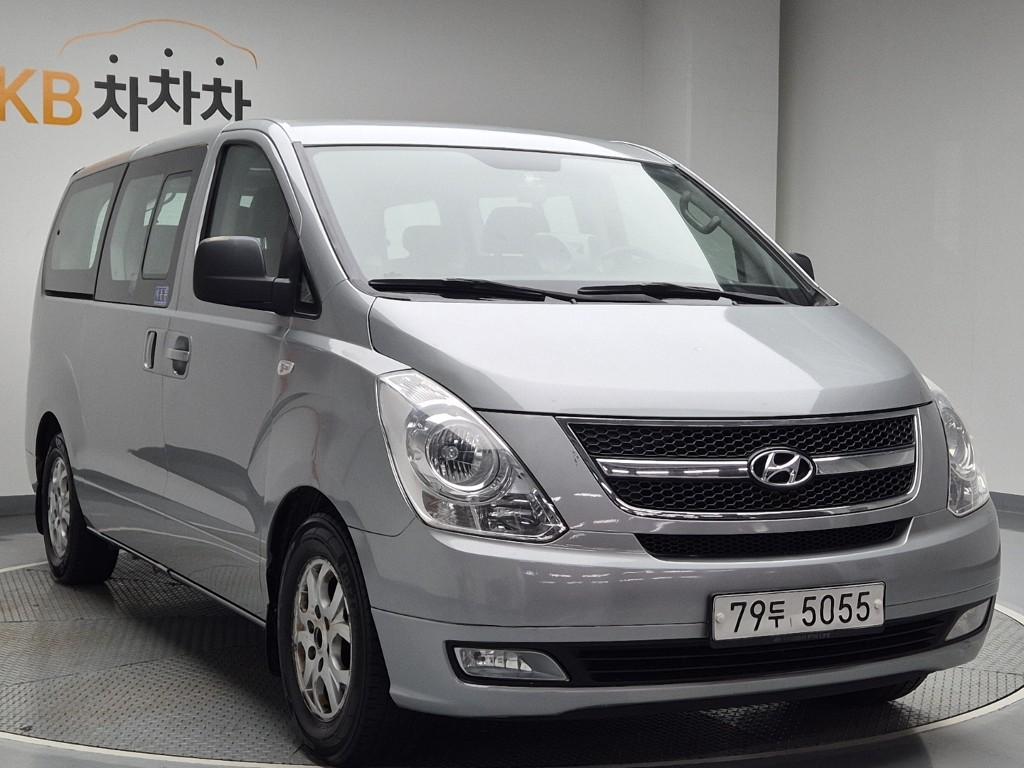 2014 HYUNDAI GRAND STAREX 