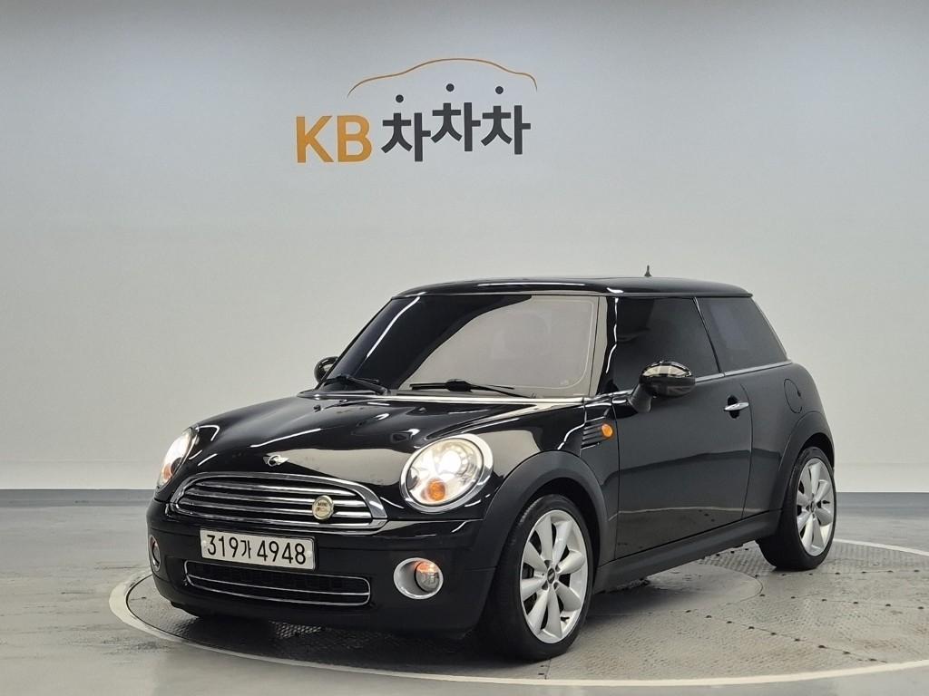 2010 MINI COOPER 