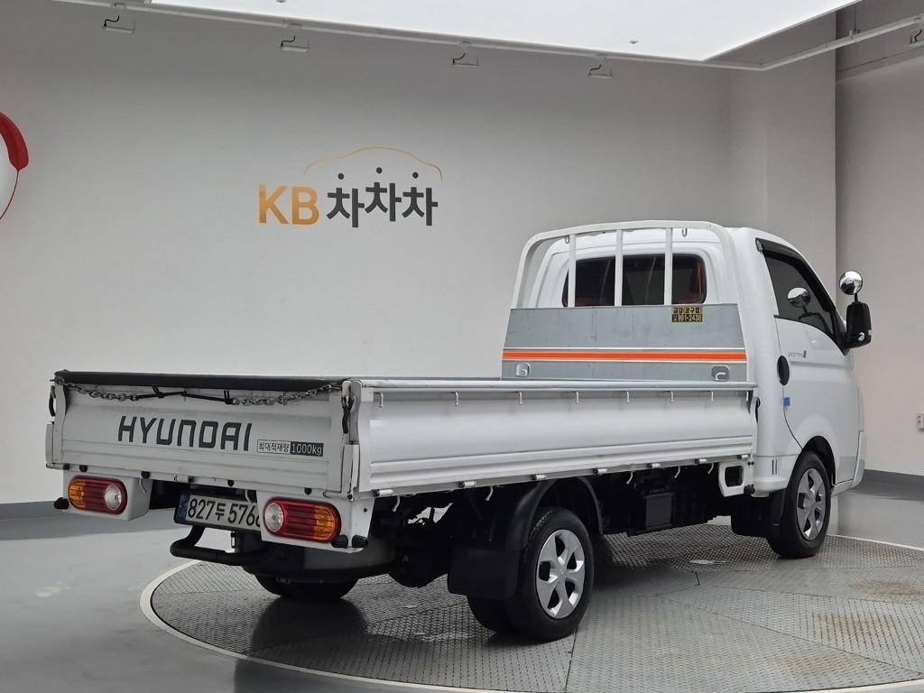 2025 HYUNDAI PORTER II 