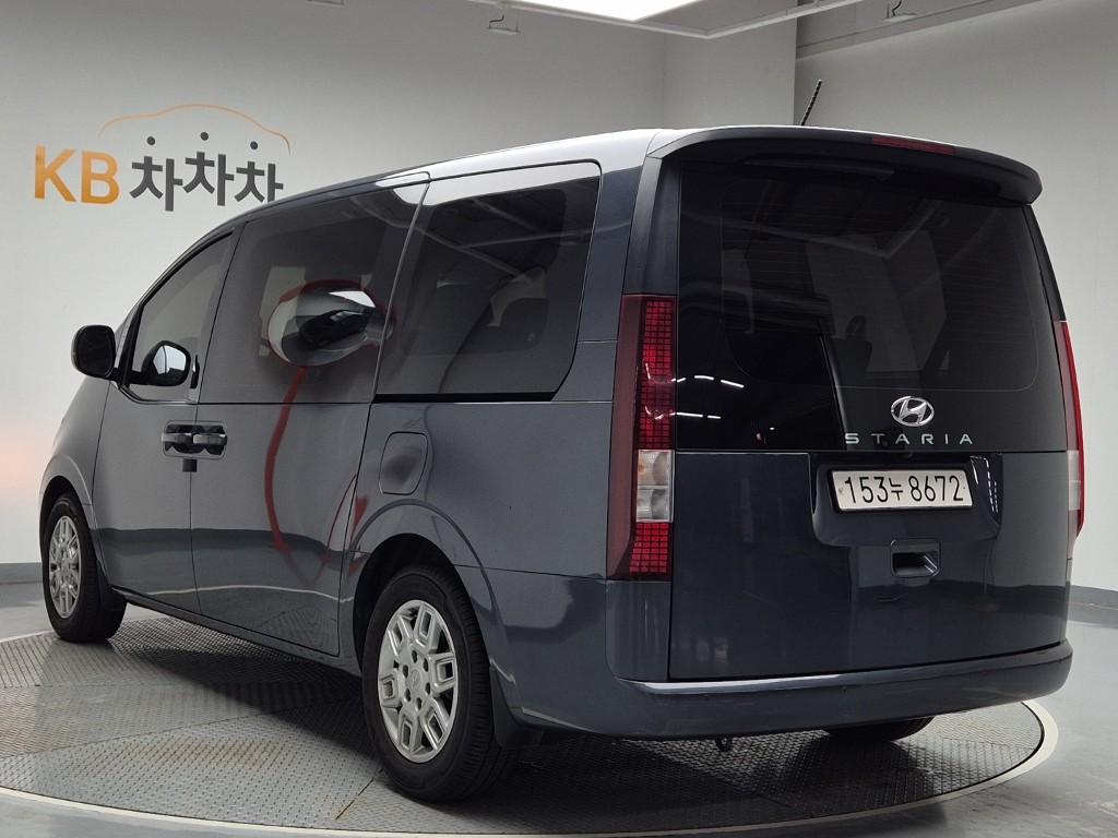 2023 HYUNDAI STARIA 