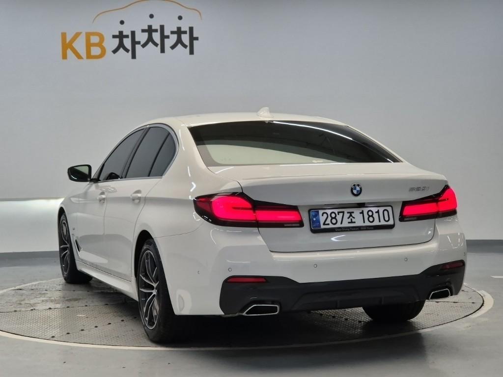 2023 BMW 5 SERIES (7Gen) 