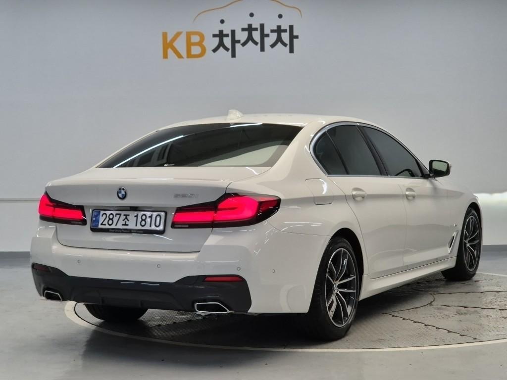2023 BMW 5 SERIES (7Gen) 