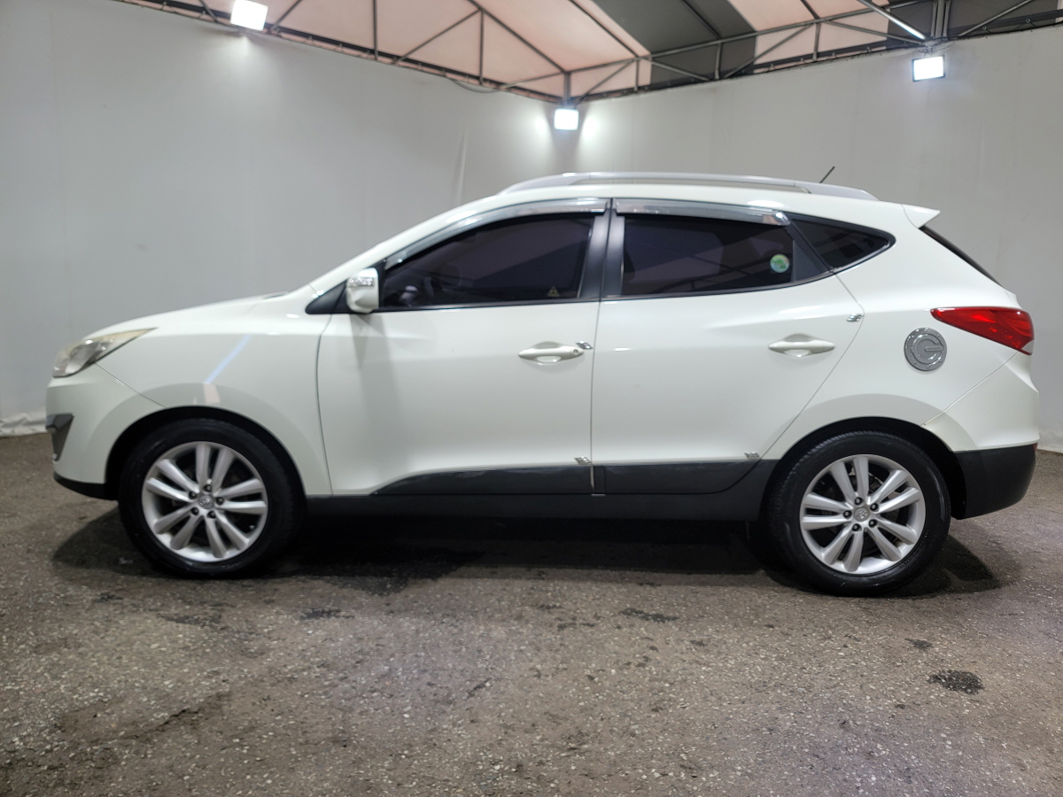 2010 HYUNDAI TUCSON ix 