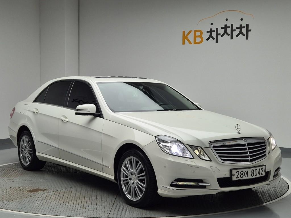 2011 BENZ E CLASS (4Gen) 