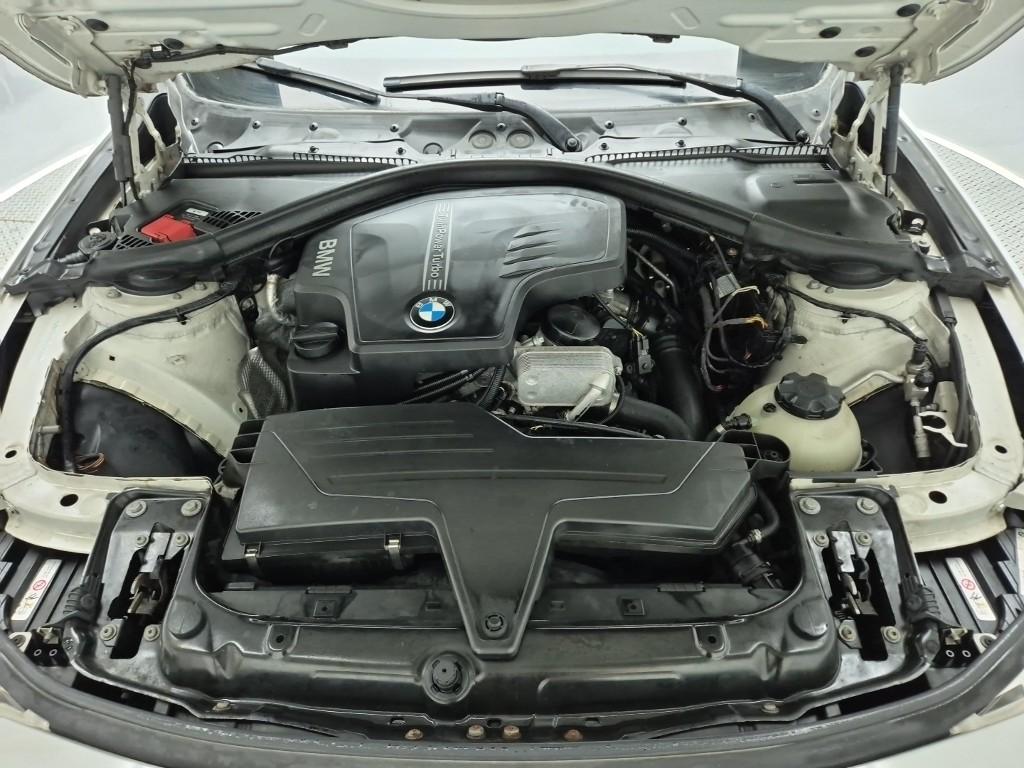 2012 BMW 3 Series (5Gen) 