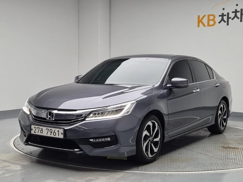 2017 HONDA ACCORD (9Gen) 