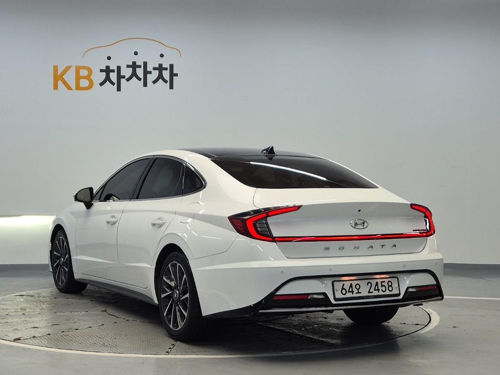 2020 HYUNDAI SONATA (DN8) 
