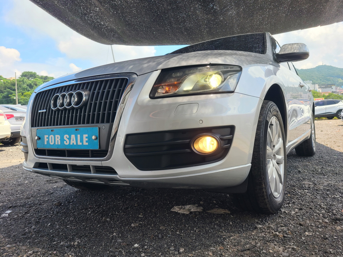 2012 AUDI Q5 (1Gen) 