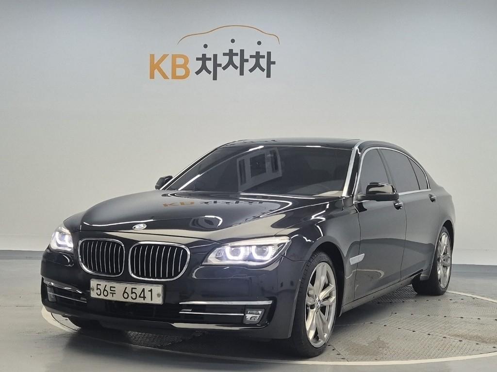 2015 BMW 7 SERIES (5Gen) 