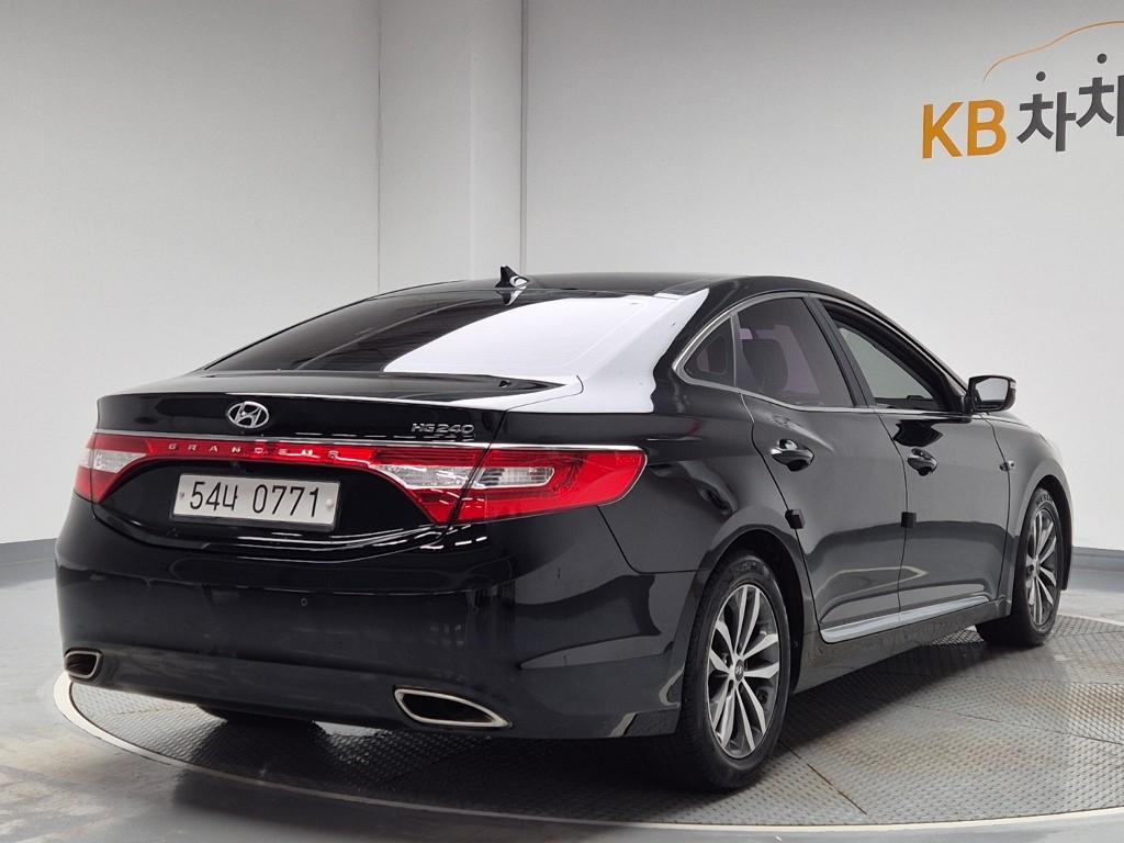 2012 HYUNDAI GRANDEUR HG 