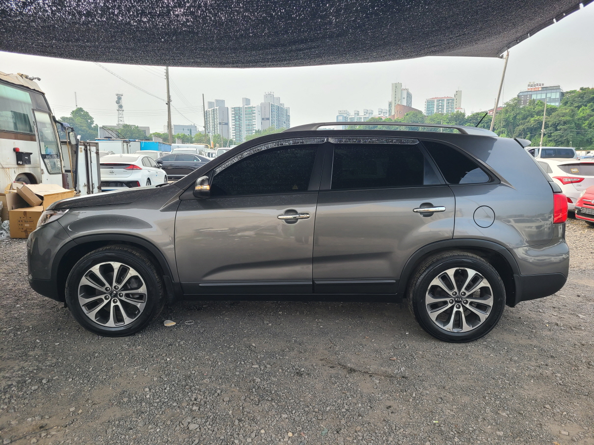 2014 KIA NEW SORENTO R 