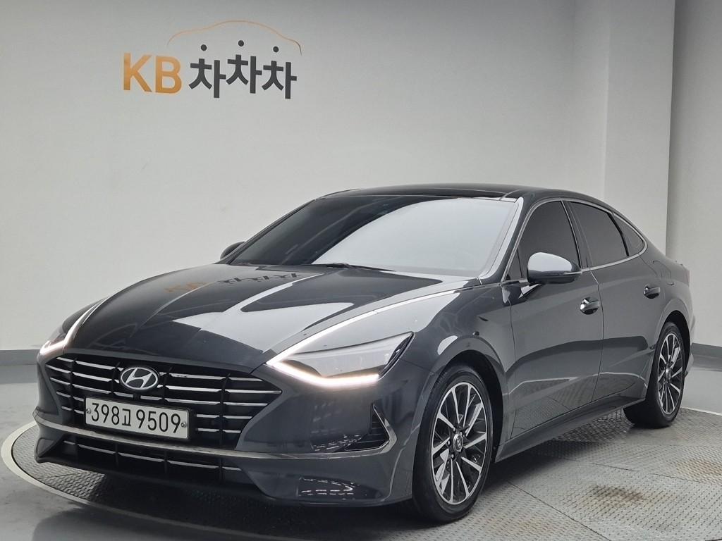 2020 HYUNDAI SONATA (DN8) 