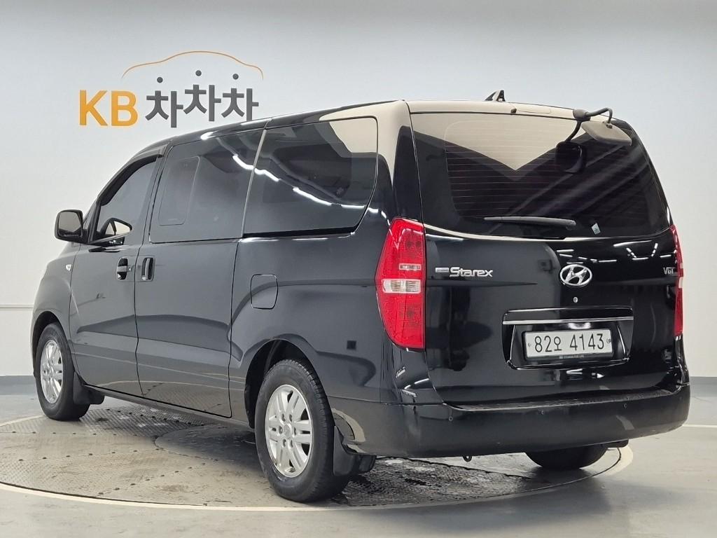 2019 HYUNDAI THE NEW GRAND STAREX 