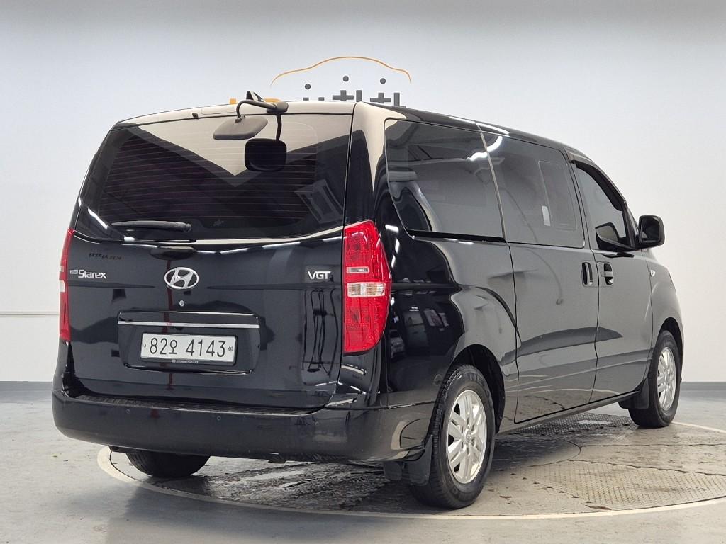 2019 HYUNDAI THE NEW GRAND STAREX 