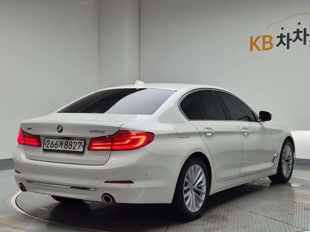 2019 BMW 5 SERIES (7Gen) 