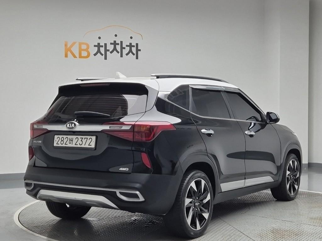 2021 KIA SELTOS 