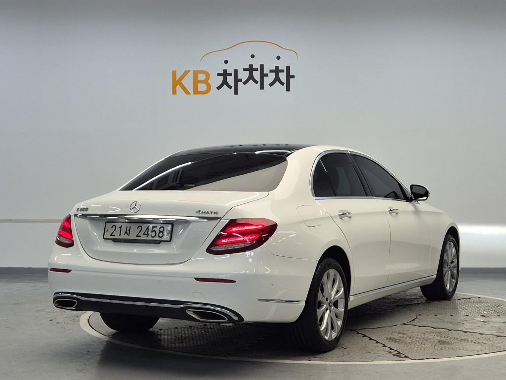 2017 BENZ E CLASS (5Gen) 