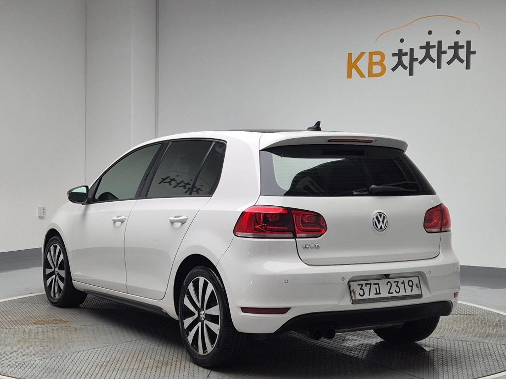 2013 VOLKSWAGEN GOLF (6Gen) 
