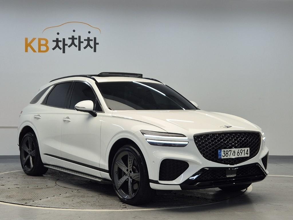 2024 GENESIS GV70 