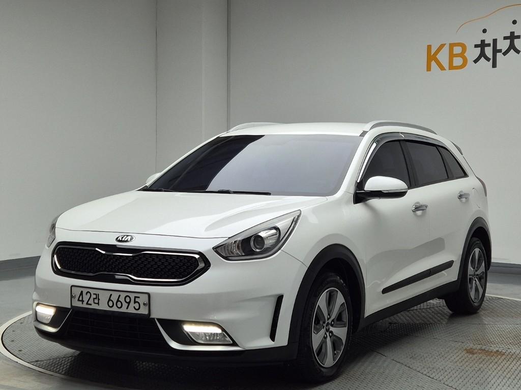 2018 KIA NIRO 