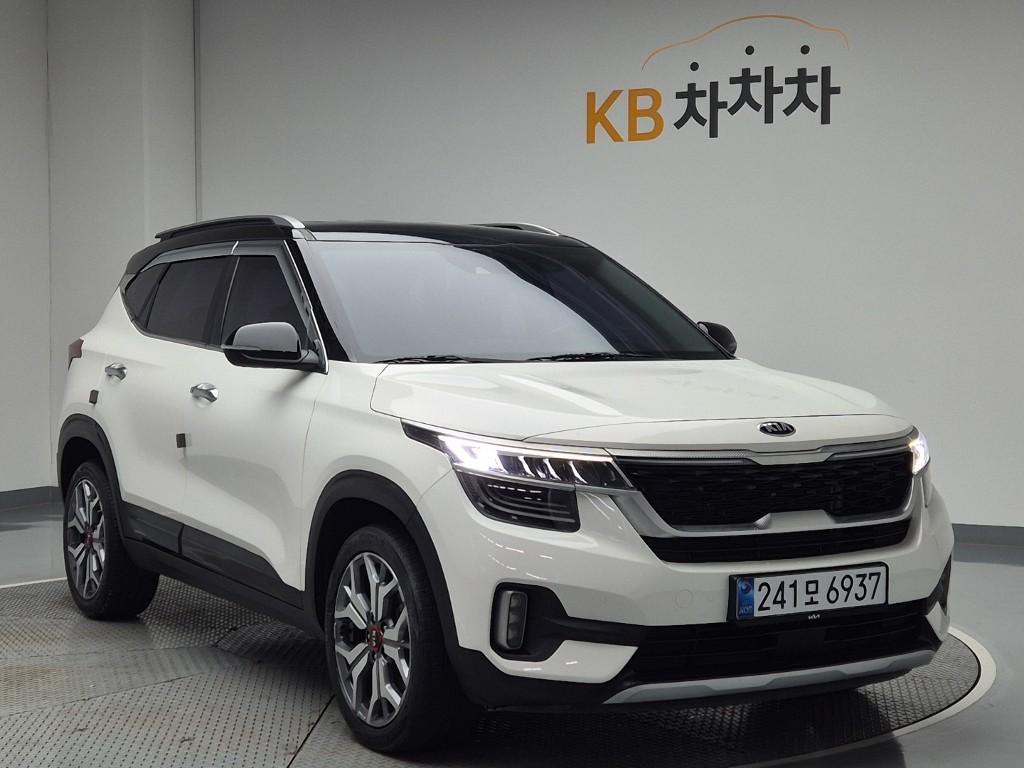 2022 KIA SELTOS 
