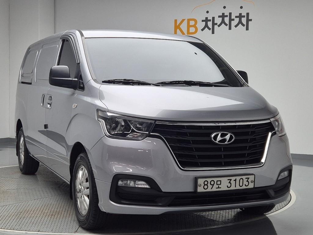 2019 HYUNDAI THE NEW GRAND STAREX 