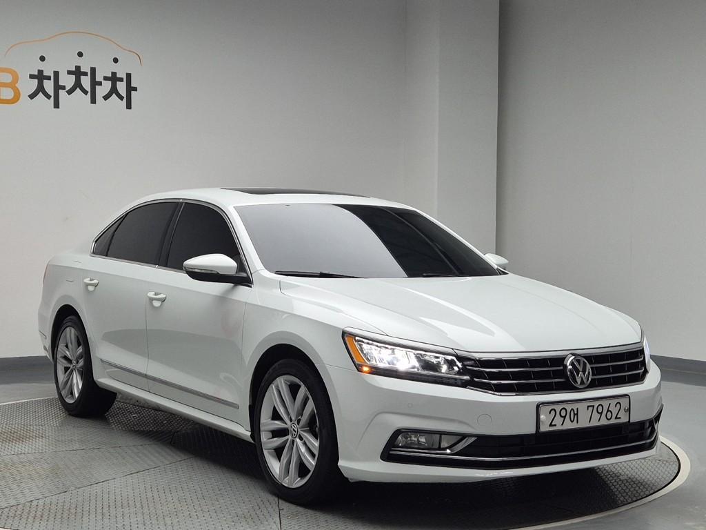 2018 VOLKSWAGEN THE NEW PASSAT (7Gen) 