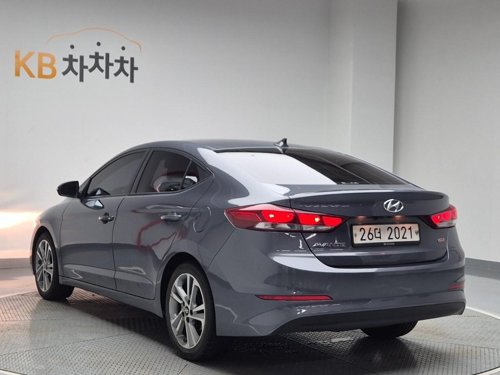 2017 HYUNDAI AVANTE AD 