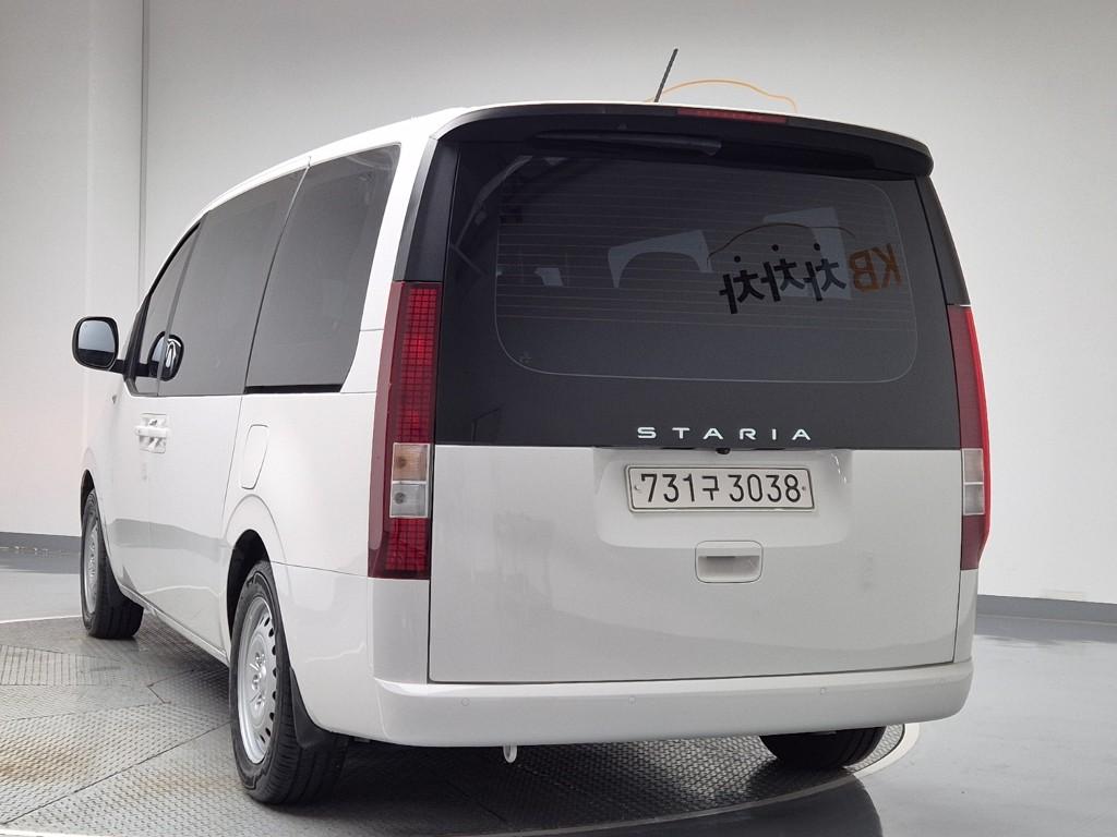 2022 HYUNDAI STARIA 