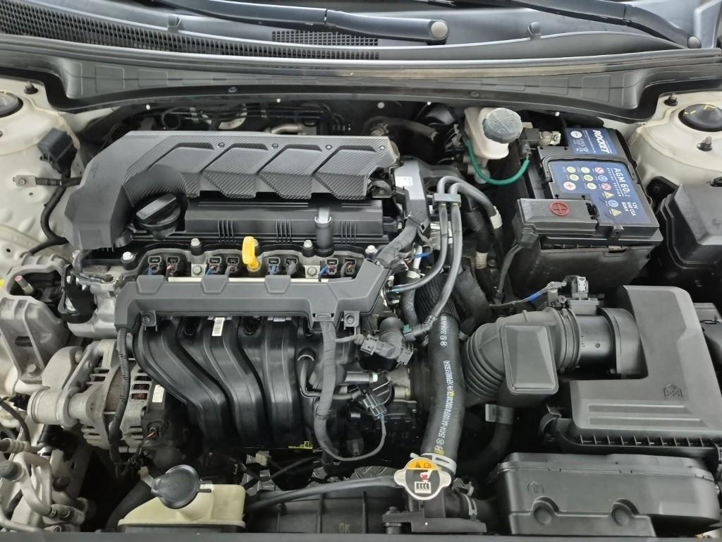 2021 HYUNDAI AVANTE (CN7) 