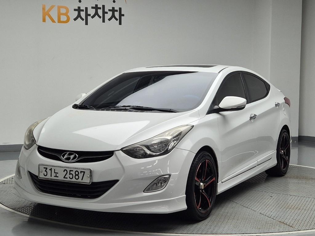 2011 HYUNDAI AVANTE MD 