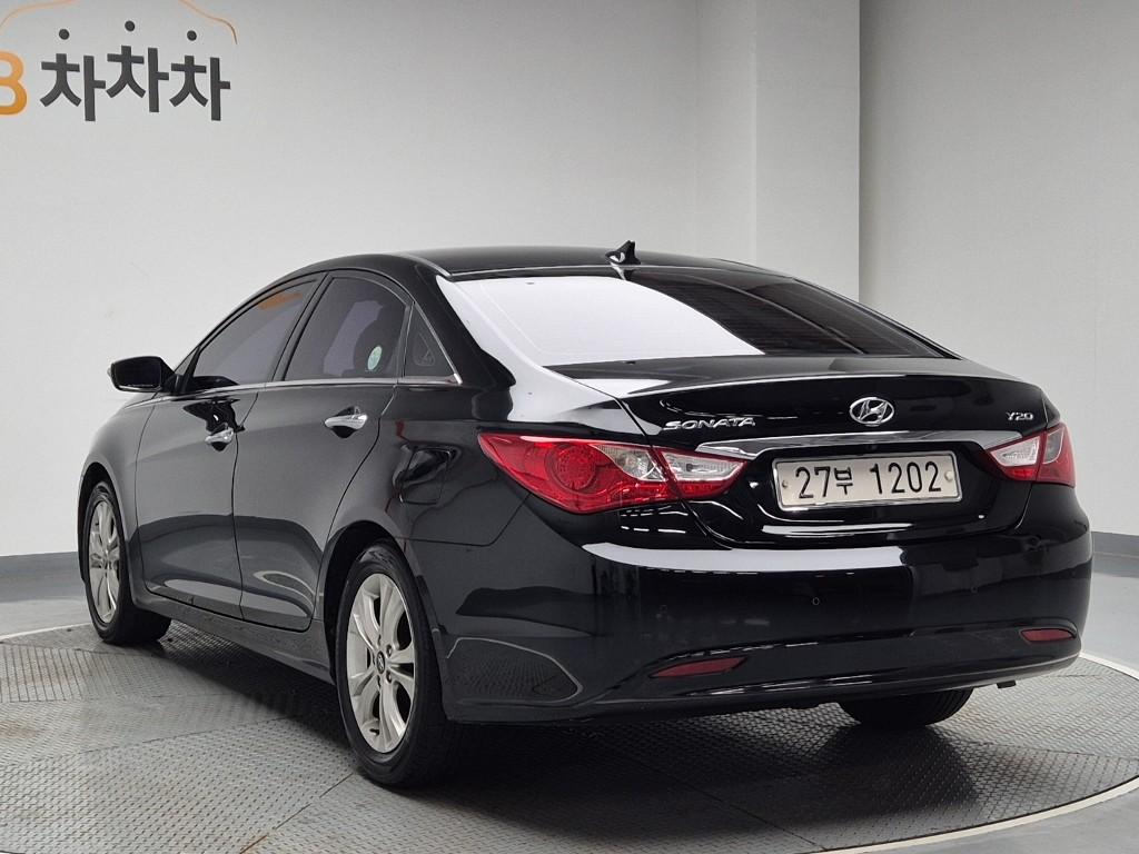 2010 HYUNDAI SONATA (YF) 