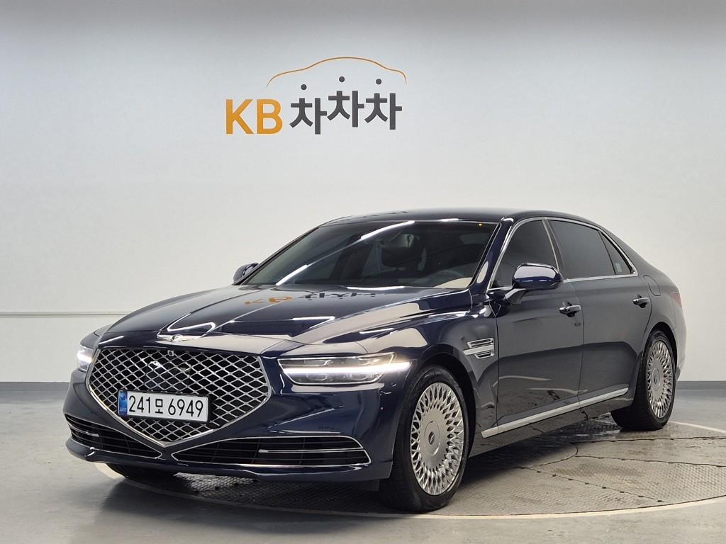 2021 GENESIS G90 