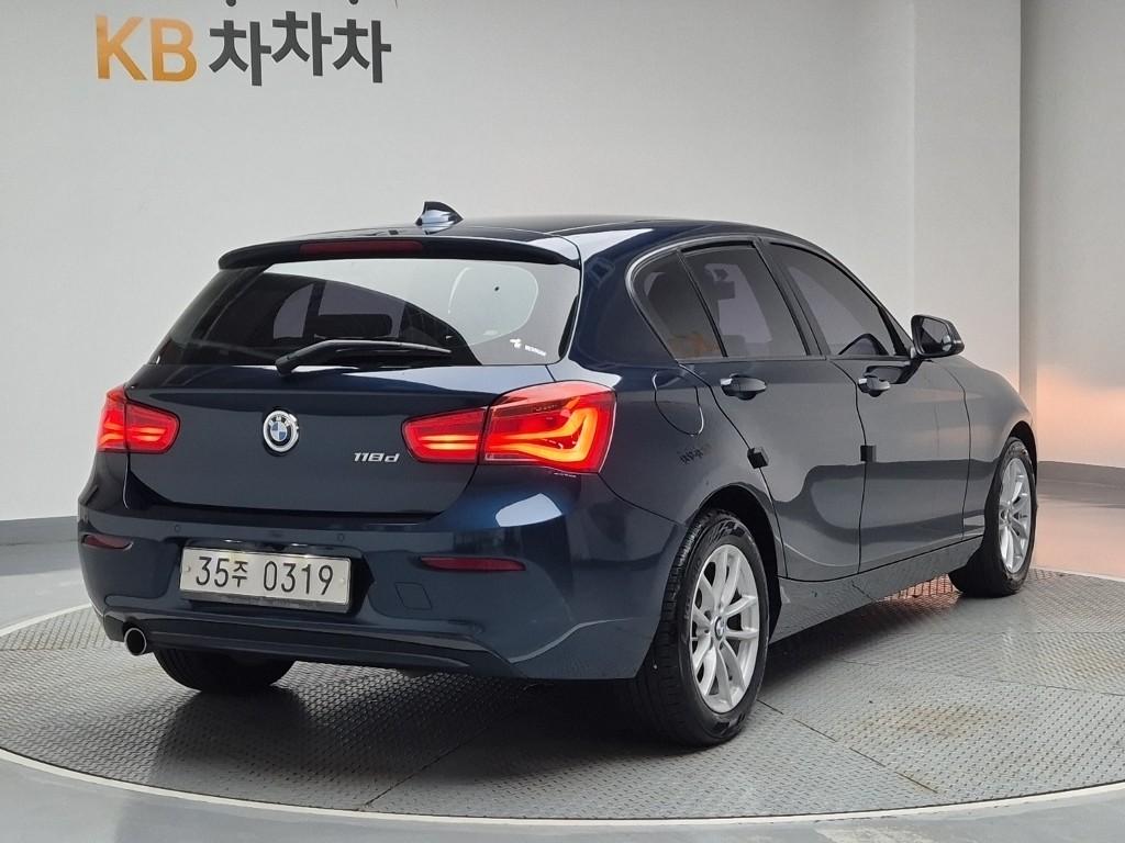 2017 BMW 1 Series (2Gen) 