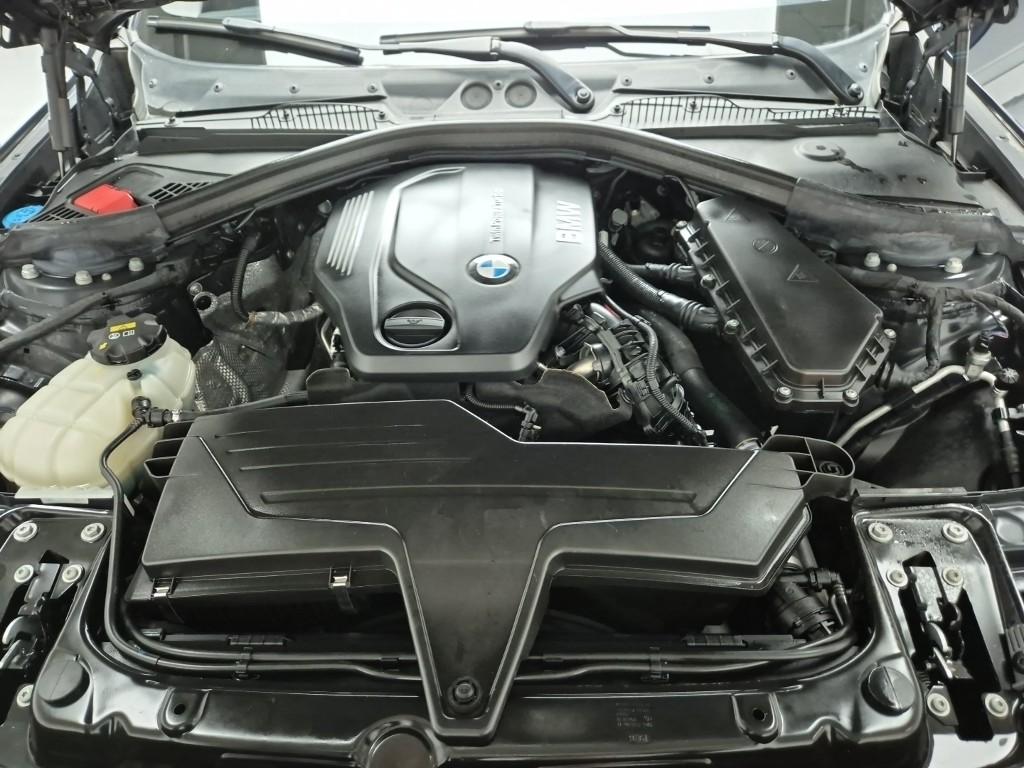 2017 BMW 1 Series (2Gen) 