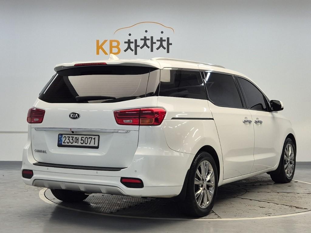 2019 KIA THE NEW CARNIVAL 